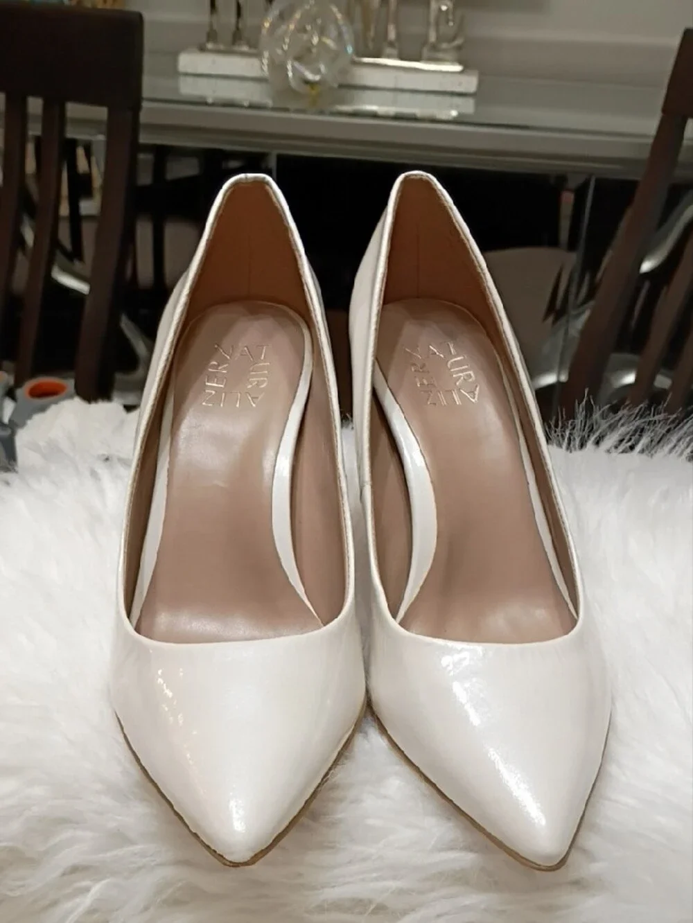 Naturalizer Anna Pointed-Toe Cream Patent Pumps 7.5 M